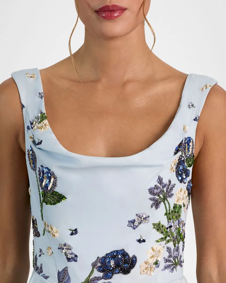Alice + Olivia Estrella Embellished Maxi Dress | Thumbnail 5