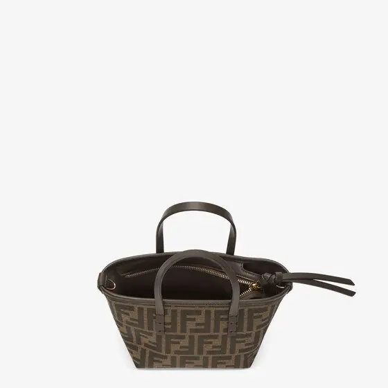 Fendi Mini shopping bag made of jacquard fabric with an iconic | Thumbnail 4 Fendi Mini shopping bag made of jacquard fabric with an iconic | Thumbnail 4