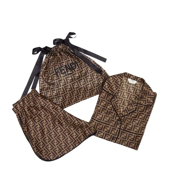 Fendi Two-piece pyjamas consisting of a short-sleeved shirt | Image 1 Fendi Two-piece pyjamas consisting of a short-sleeved shirt | Image 1