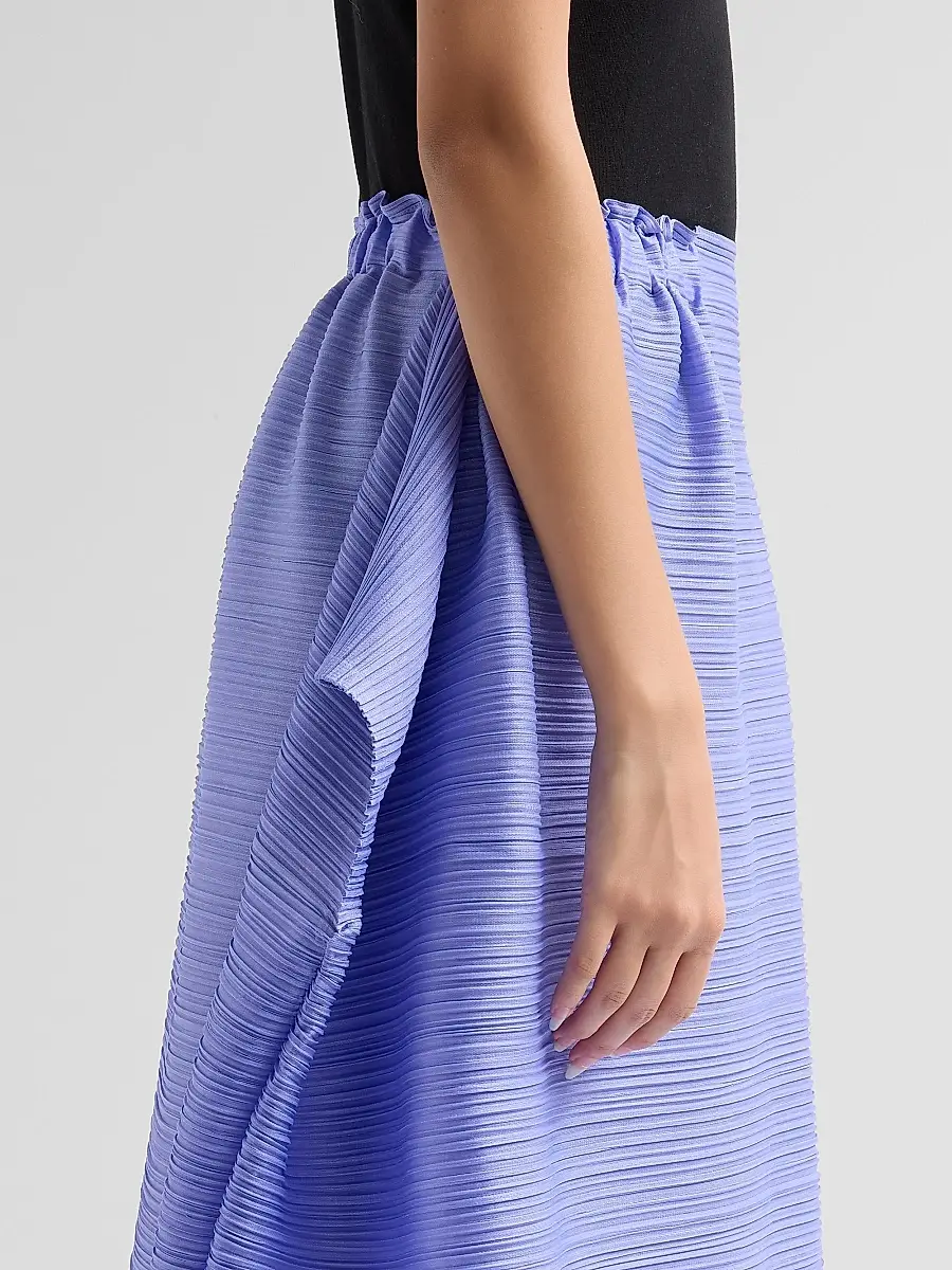 Pleats Please Issey Miyake Women's Bouncy Basket Plisse Midi Skirt | Thumbnail 5 Pleats Please Issey Miyake Women's Bouncy Basket Plisse Midi Skirt | Thumbnail 5