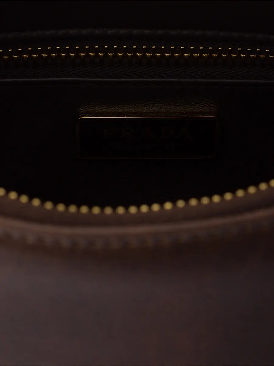 Prada Women's Aimée Medium Leather Shoulder Bag | Thumbnail 4 Prada Women's Aimée Medium Leather Shoulder Bag | Thumbnail 4