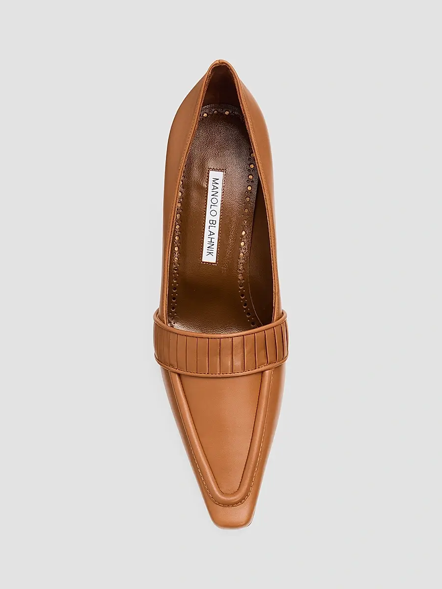 Manolo Blahnik Women's Mindita Leather Pumps | Thumbnail 6