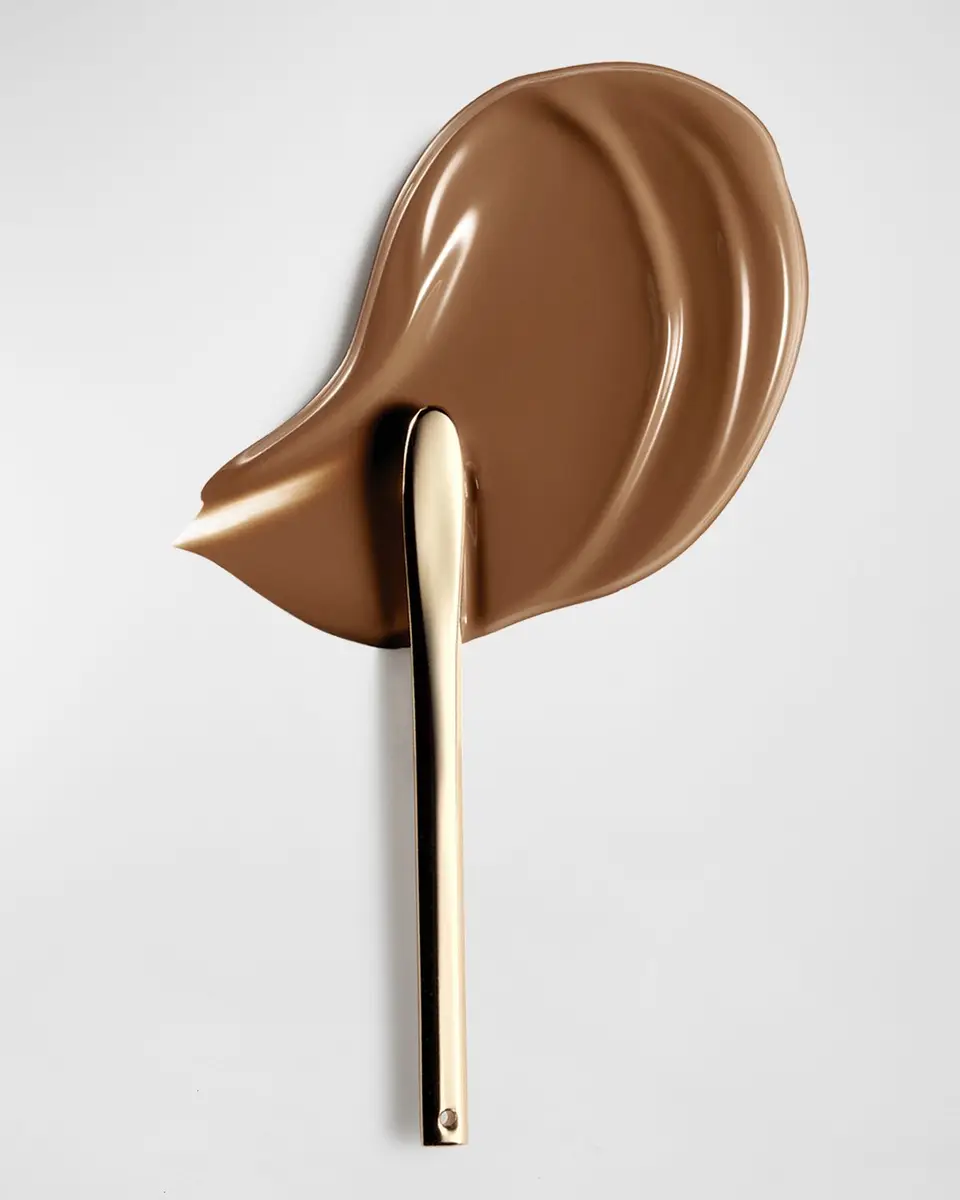 CLÉ DE PEAU BEAUTÉ 1 oz. The Foundation SPF 22 | Thumbnail 2 CLÉ DE PEAU BEAUTÉ 1 oz. The Foundation SPF 22 | Thumbnail 2