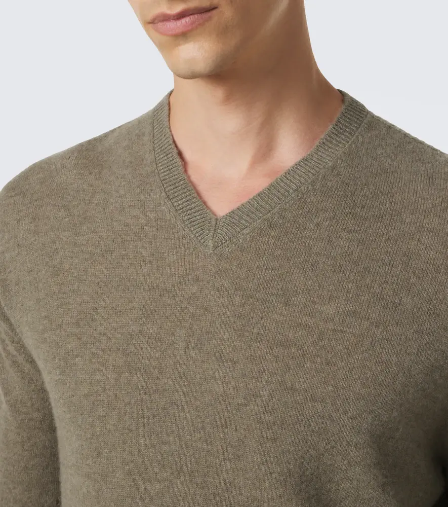 The Row Thamm cashmere sweater | Thumbnail 2 The Row Thamm cashmere sweater | Thumbnail 2