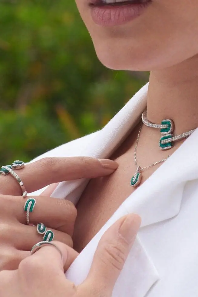 U LOS ANGELES Diamond Malachite U Solo Twisted Ring | Thumbnail 2