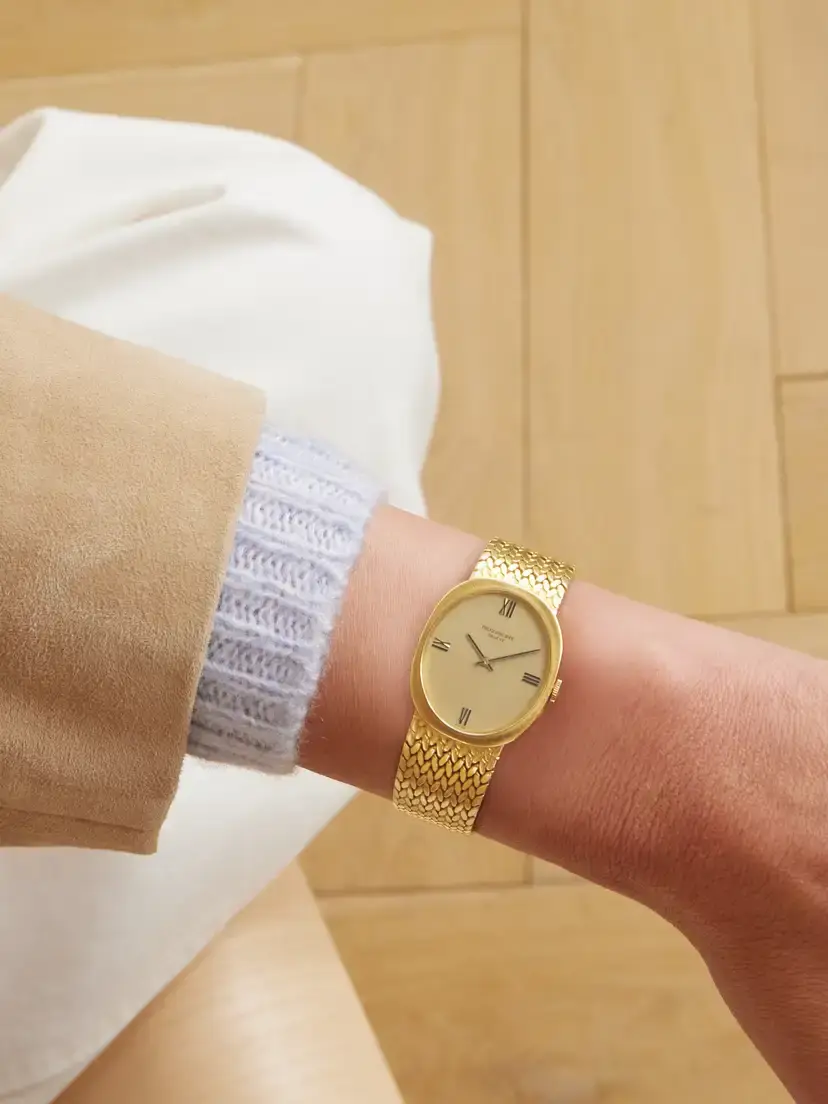 Stephanie Windsor + Patek Philippe Vintage 1970s Ellipse Hand-wound 18-karat Gold Watch, Ref. 3584/1 (7.5'' Wrist) | Thumbnail 2 Stephanie Windsor + Patek Philippe Vintage 1970s Ellipse Hand-wound 18-karat Gold Watch, Ref. 3584/1 (7.5'' Wrist) | Thumbnail 2