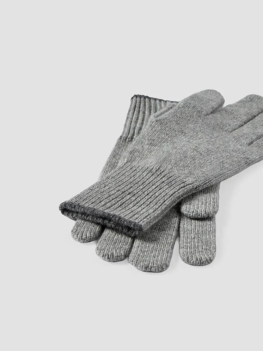 Brunello Cucinelli Men's Cashmere Knit Gloves | Thumbnail 2 Brunello Cucinelli Men's Cashmere Knit Gloves | Thumbnail 2