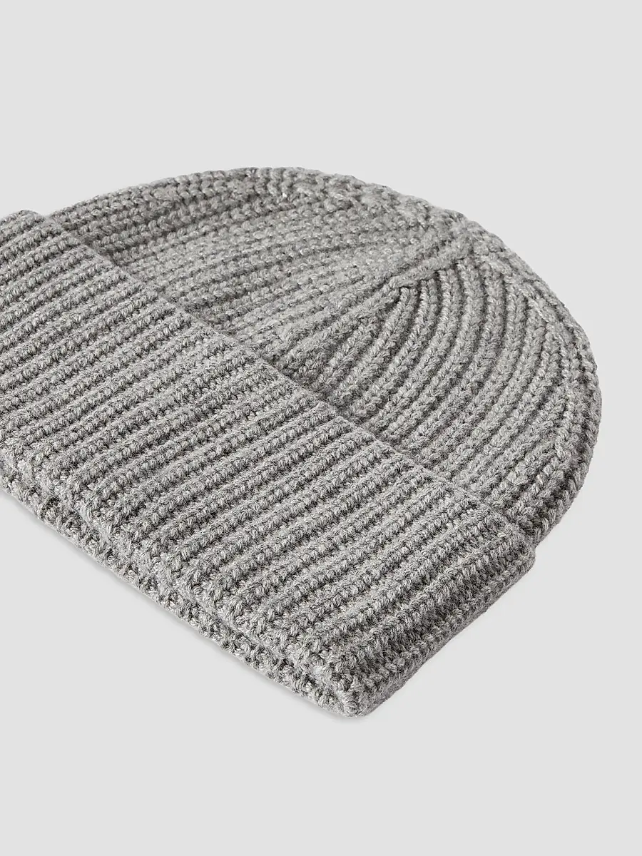 Brunello Cucinelli Men's Cashmere English Rib Knit Beanie | Thumbnail 2 Brunello Cucinelli Men's Cashmere English Rib Knit Beanie | Thumbnail 2