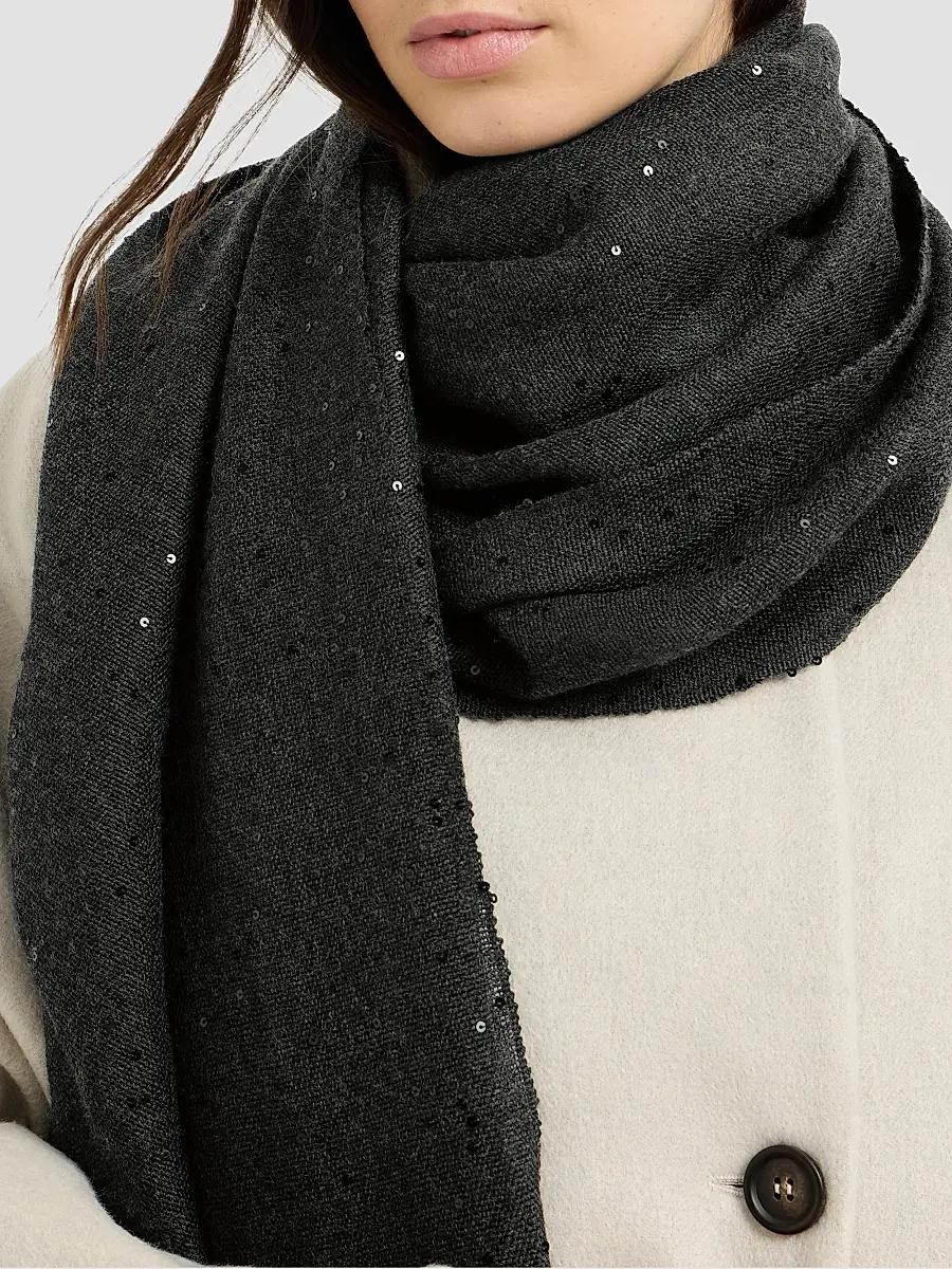 Brunello Cucinelli Women's Cashmere And Silk Diamond Yarn Scarf | Thumbnail 4 Brunello Cucinelli Women's Cashmere And Silk Diamond Yarn Scarf | Thumbnail 4