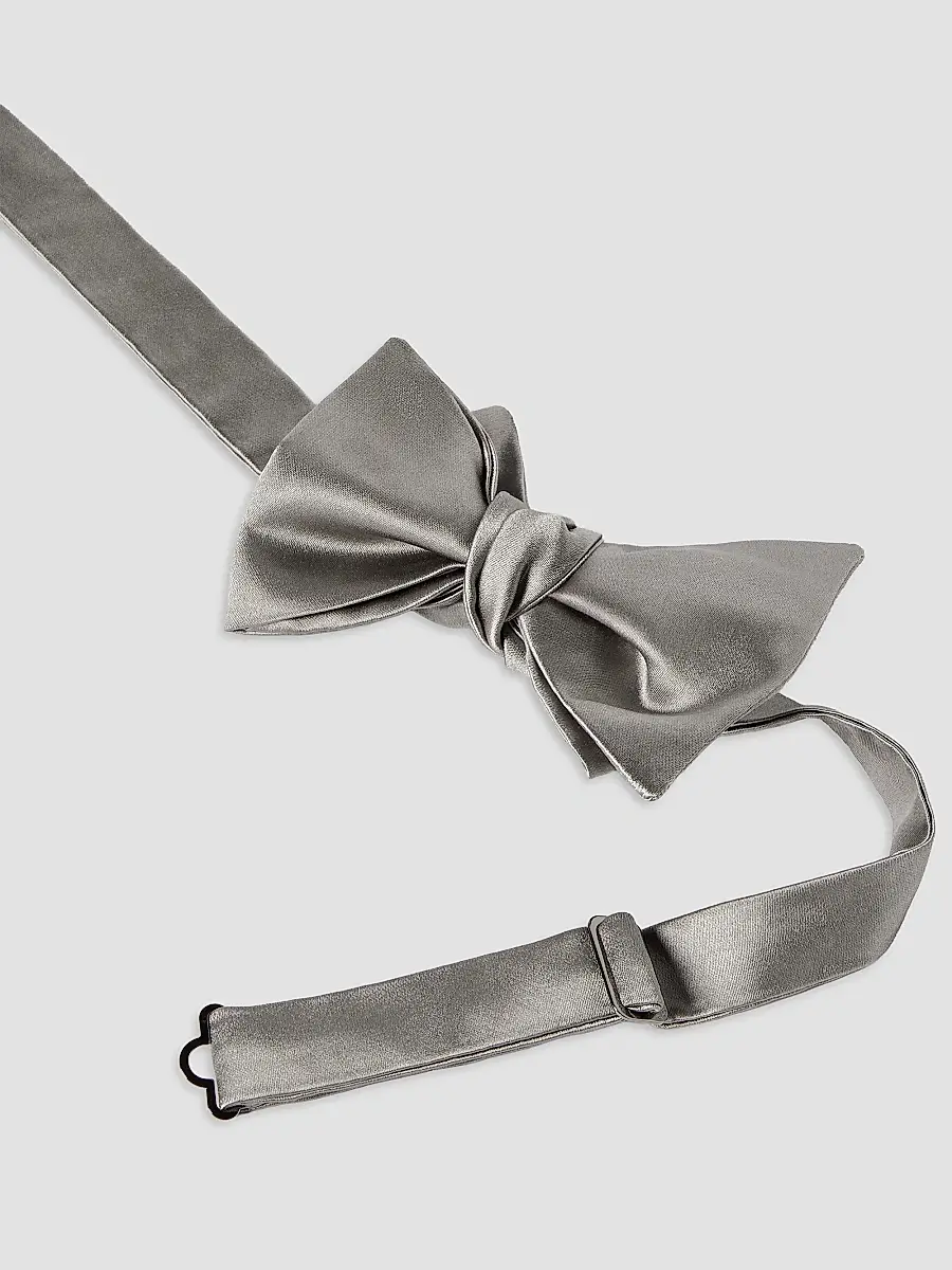 Brunello Cucinelli Men's Cotton and Silk Satin Bow Tie | Thumbnail 2 Brunello Cucinelli Men's Cotton and Silk Satin Bow Tie | Thumbnail 2