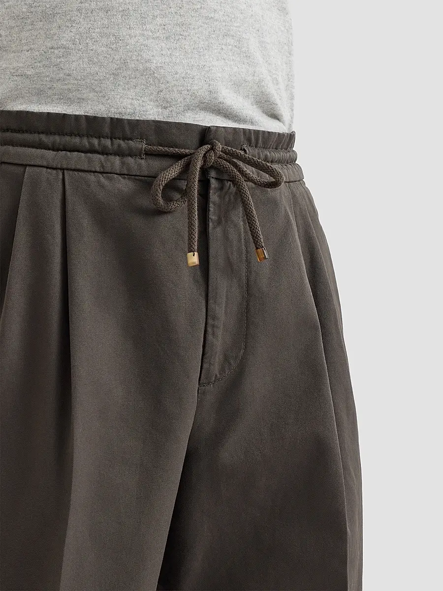 Brunello Cucinelli Men's Cotton Gabardine Trousers with Drawstring and Double Pleats - Brown | Thumbnail 5 Brunello Cucinelli Men's Cotton Gabardine Trousers with Drawstring and Double Pleats - Brown | Thumbnail 5