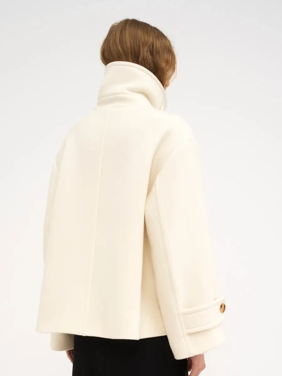 Chloé Oversized short coat in wool | Thumbnail 5