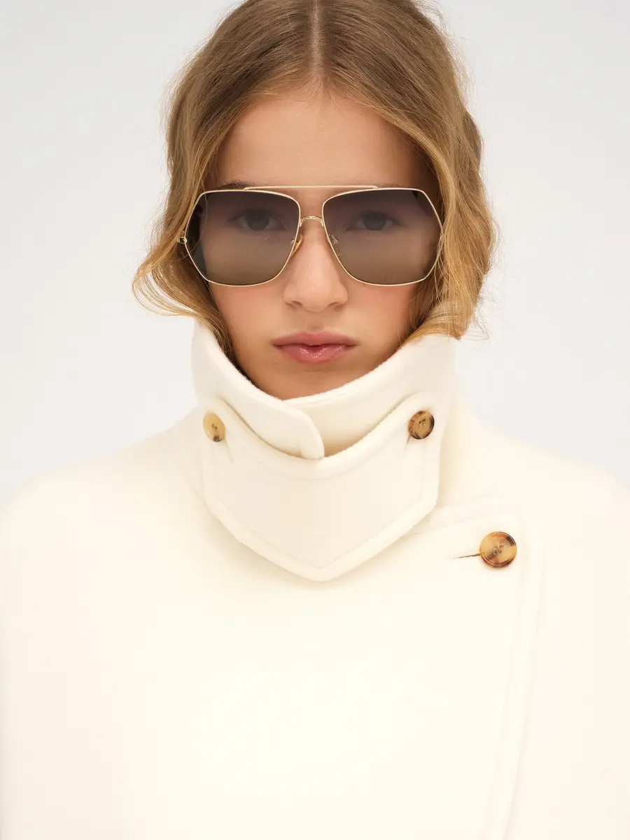 Chloé Oversized short coat in wool | Thumbnail 6