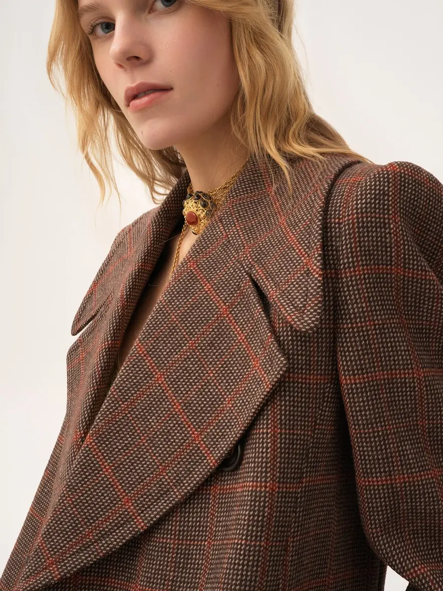 Chloé Long double-breasted coat in check wool | Thumbnail 6 Chloé Long double-breasted coat in check wool | Thumbnail 6