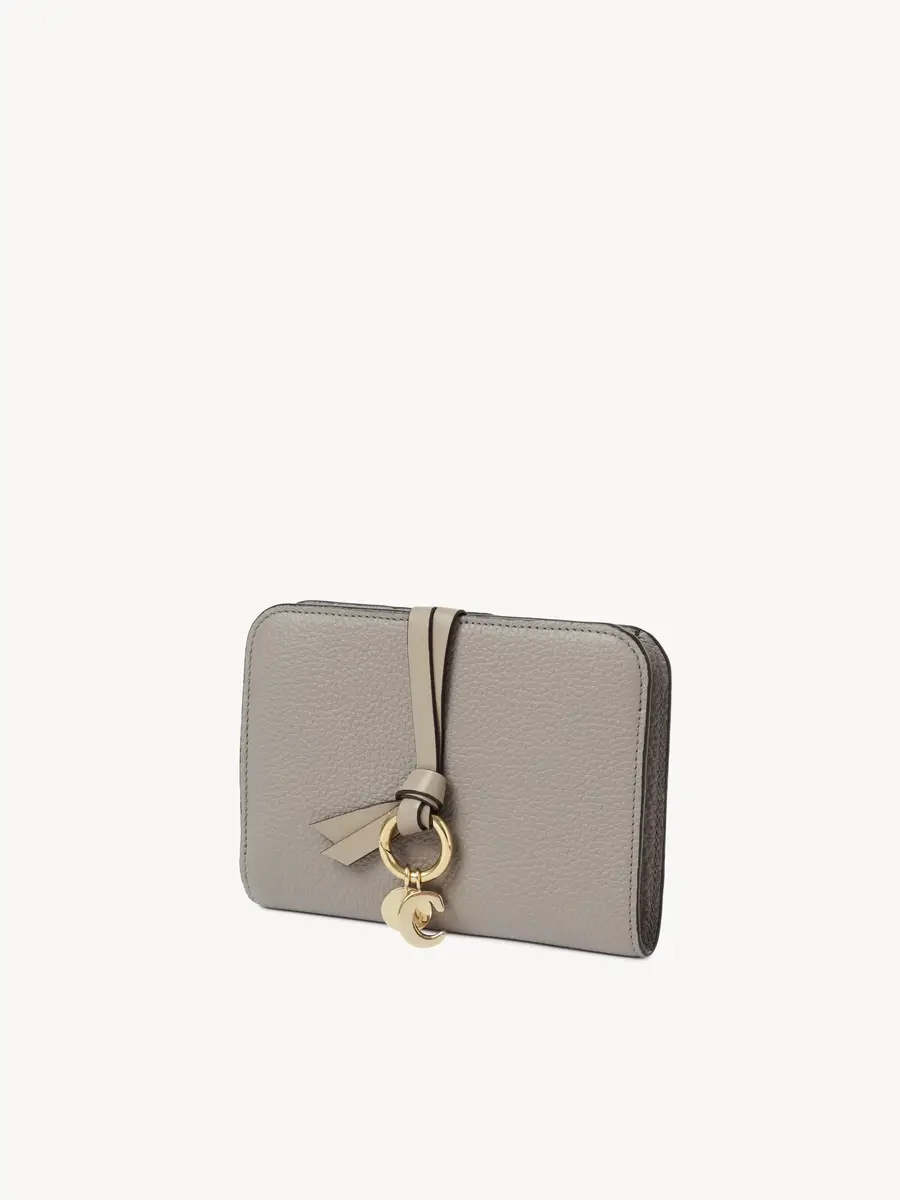 Chloé Alphabet bifold wallet in grained leather | Thumbnail 3