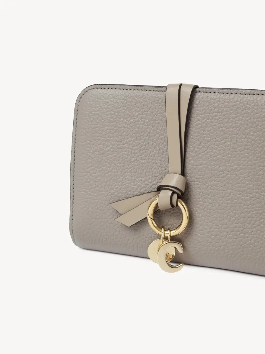 Chloé Alphabet bifold wallet in grained leather | Thumbnail 6