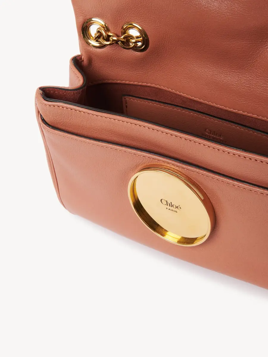 Chloé Small Chloé Heritage shoulder bag in grained leather | Thumbnail 6 Chloé Small Chloé Heritage shoulder bag in grained leather | Thumbnail 6