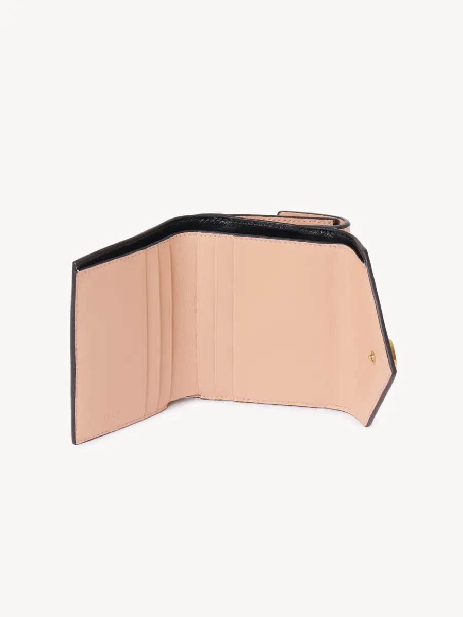 Chloé Small Envelope tri-fold in grained leather | Thumbnail 5 Chloé Small Envelope tri-fold in grained leather | Thumbnail 5