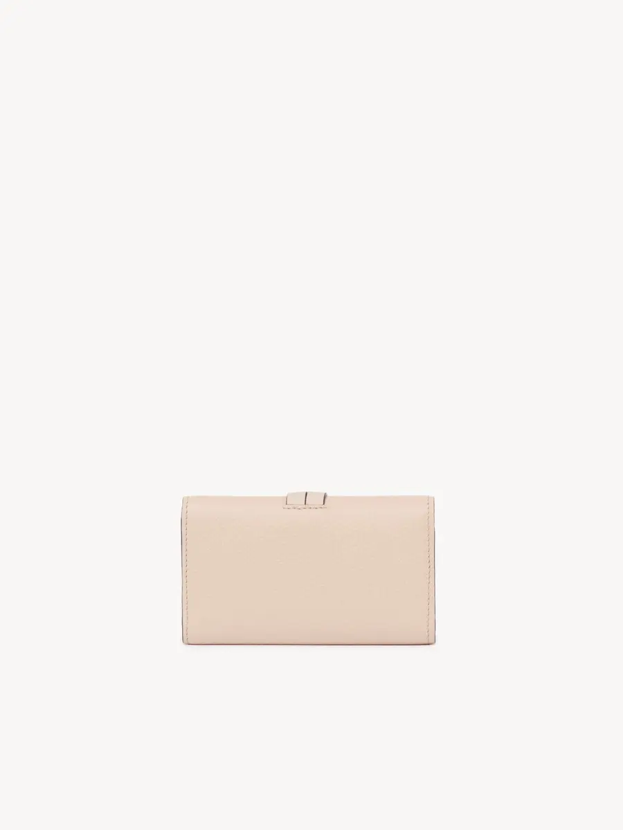 Chloé Alphabet key case in grained leather | Thumbnail 4 Chloé Alphabet key case in grained leather | Thumbnail 4