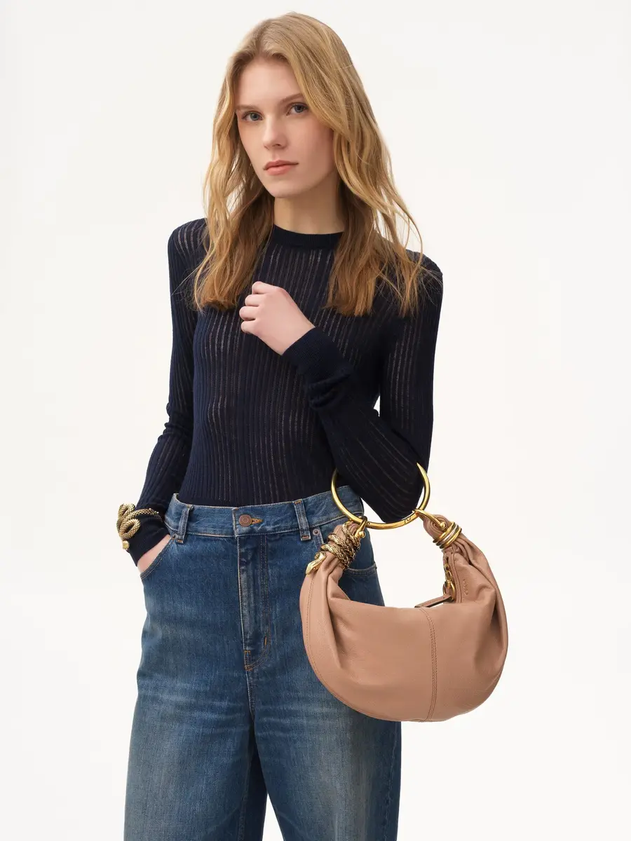 Chloé Small Snake Bracelet Hobo bag in grained leather | Thumbnail 3 Chloé Small Snake Bracelet Hobo bag in grained leather | Thumbnail 3