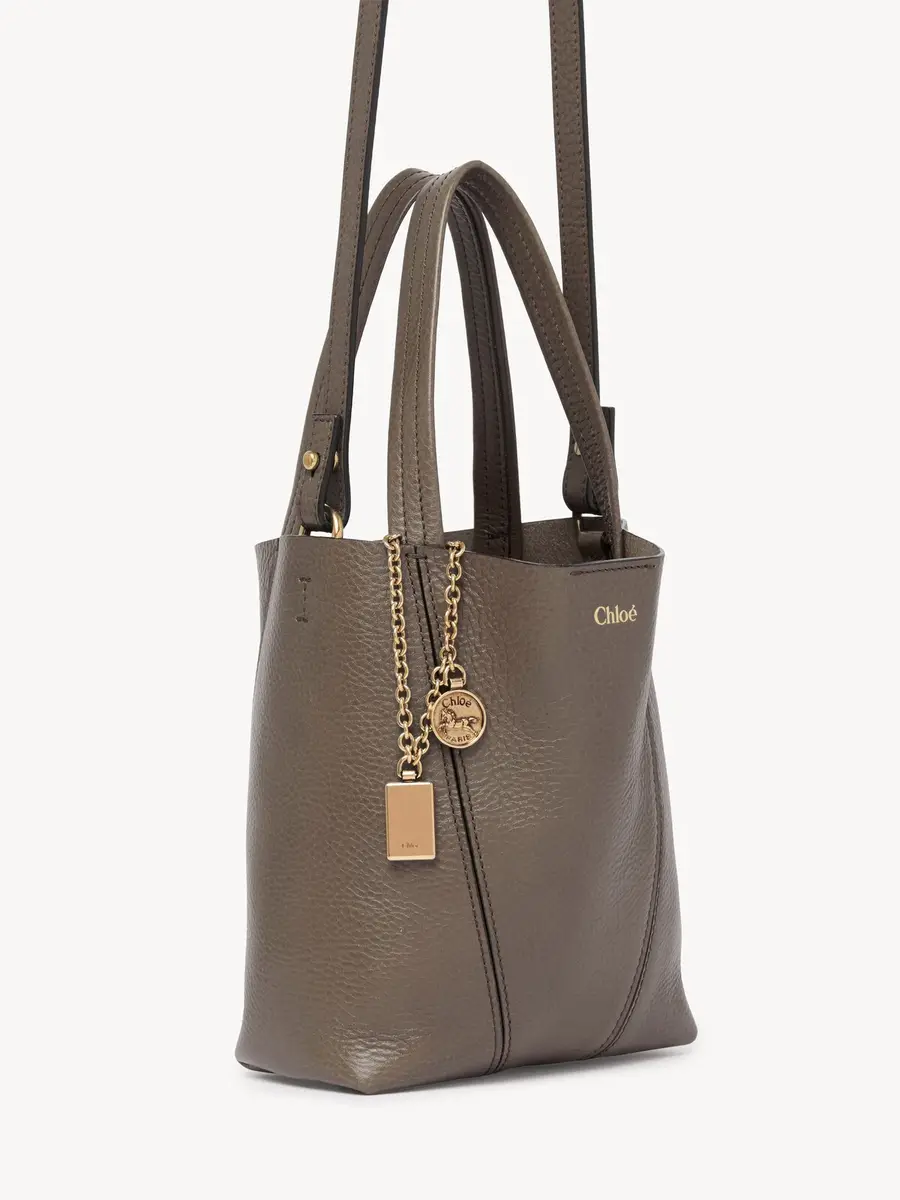 Chloé Small Chloé Spin tote bag in grained leather | Thumbnail 5