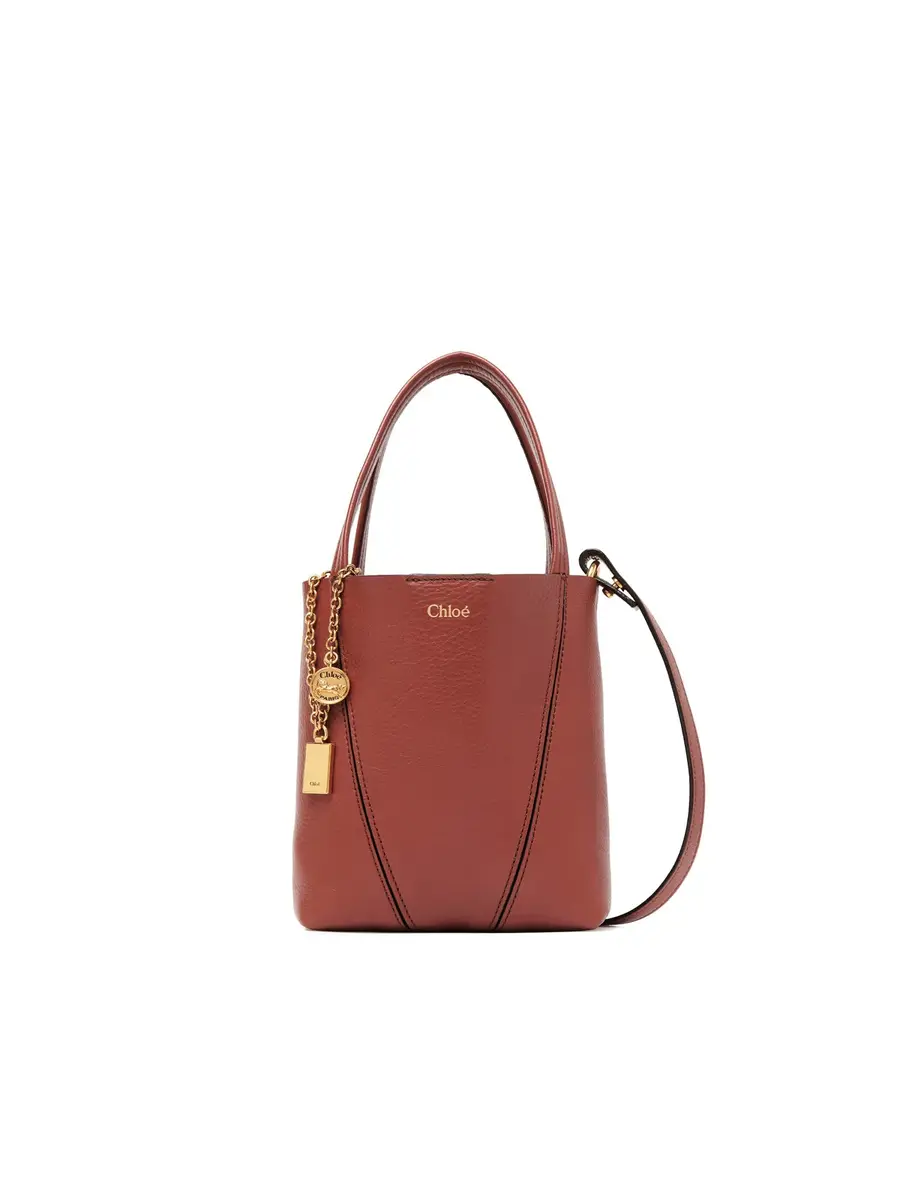 Chloé Small Chloé Spin tote bag in grained leather | Thumbnail 8