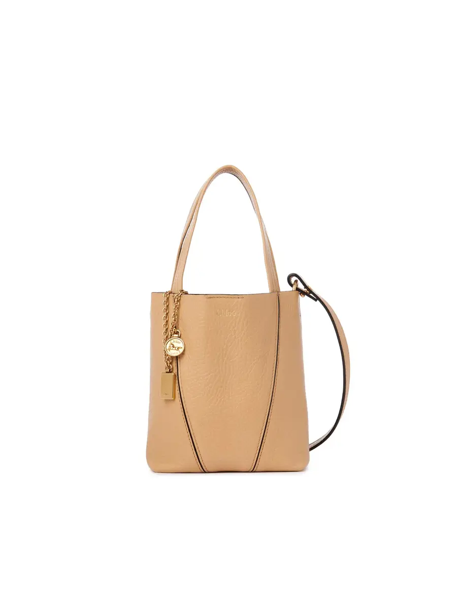 Chloé Small Chloé Spin tote bag in grained leather | Image 1 Chloé Small Chloé Spin tote bag in grained leather | Image 1