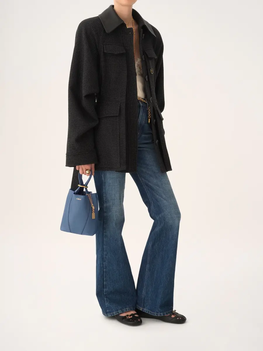 Chloé Small Chloé Spin tote bag in grained leather | Thumbnail 8