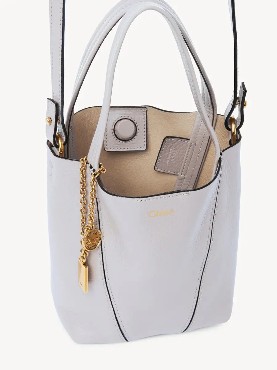 Chloé Small Chloé Spin tote bag in grained leather | Thumbnail 6