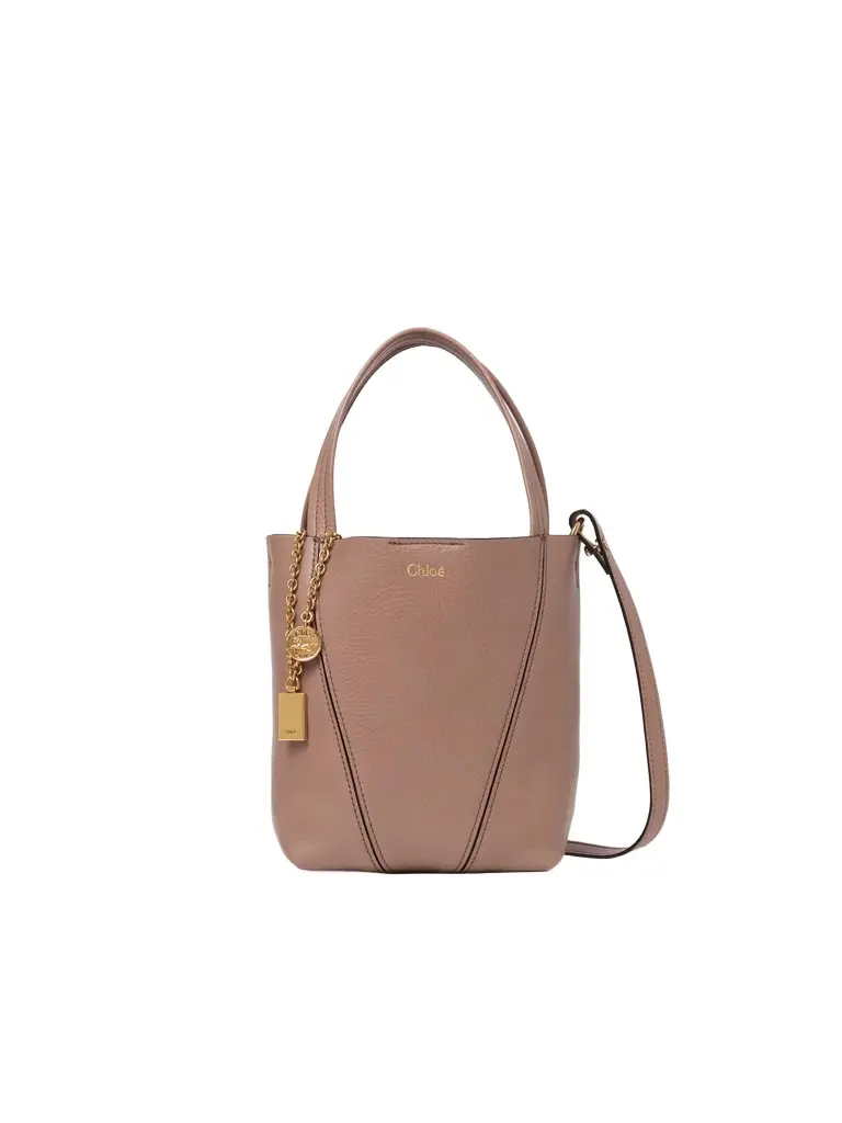 Chloé Small Chloé Spin tote bag in grained leather | Image 1 Chloé Small Chloé Spin tote bag in grained leather | Image 1