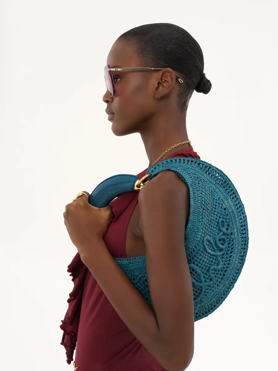Chloé Summer Banana hobo bag in raffia | Thumbnail 3 Chloé Summer Banana hobo bag in raffia | Thumbnail 3
