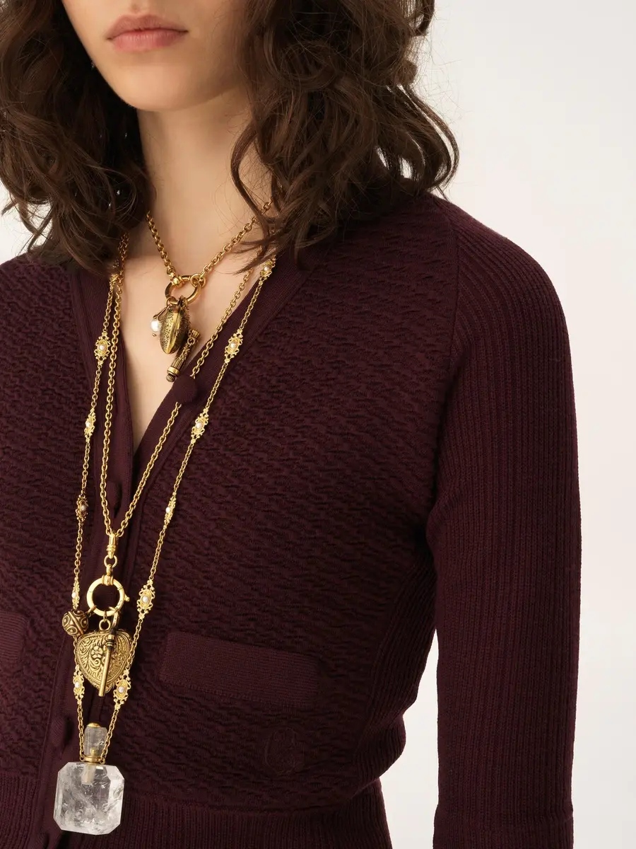 Chloé Fitted V-neck cardigan in a wool knit | Thumbnail 6 Chloé Fitted V-neck cardigan in a wool knit | Thumbnail 6