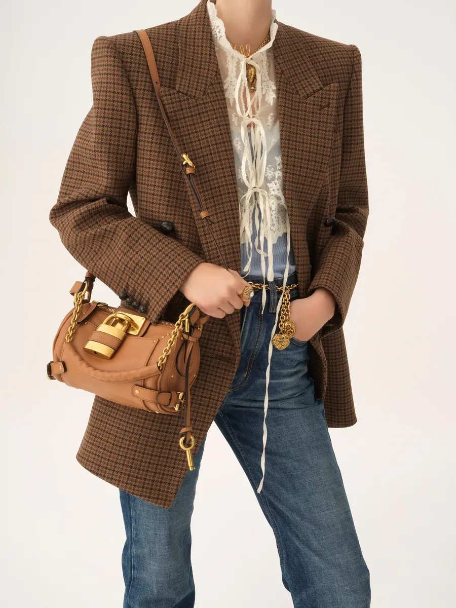 Chloé Small Paddington chain bag in grained leather | Thumbnail 3 Chloé Small Paddington chain bag in grained leather | Thumbnail 3
