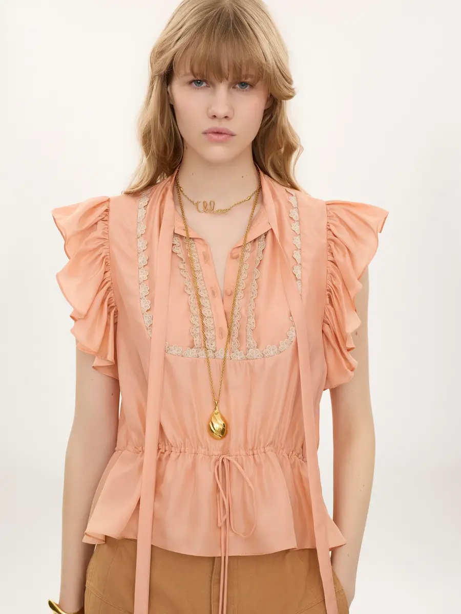 Chloé Short-sleeve ruffle top in washed silk habotai & lace | Thumbnail 4