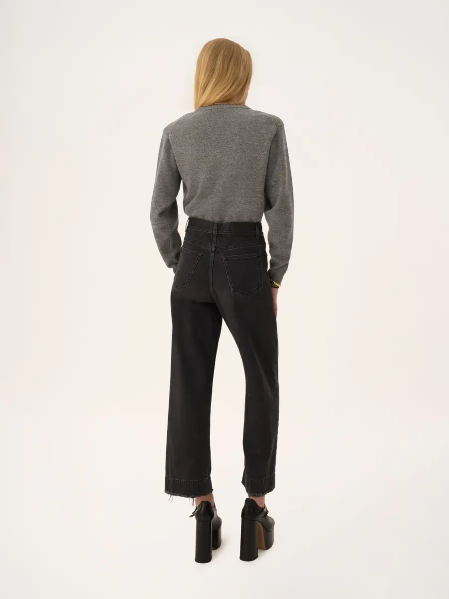 Chloé Fitted logo cardigan in a wool & cashmere knit | Thumbnail 5 Chloé Fitted logo cardigan in a wool & cashmere knit | Thumbnail 5