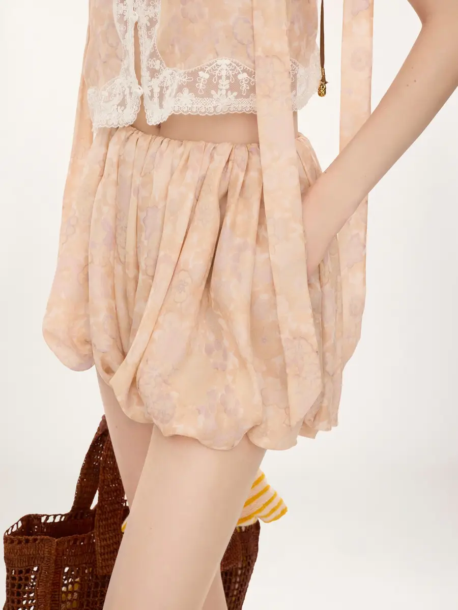 Chloé Mini bloomer shorts in silk charmeuse | Thumbnail 4