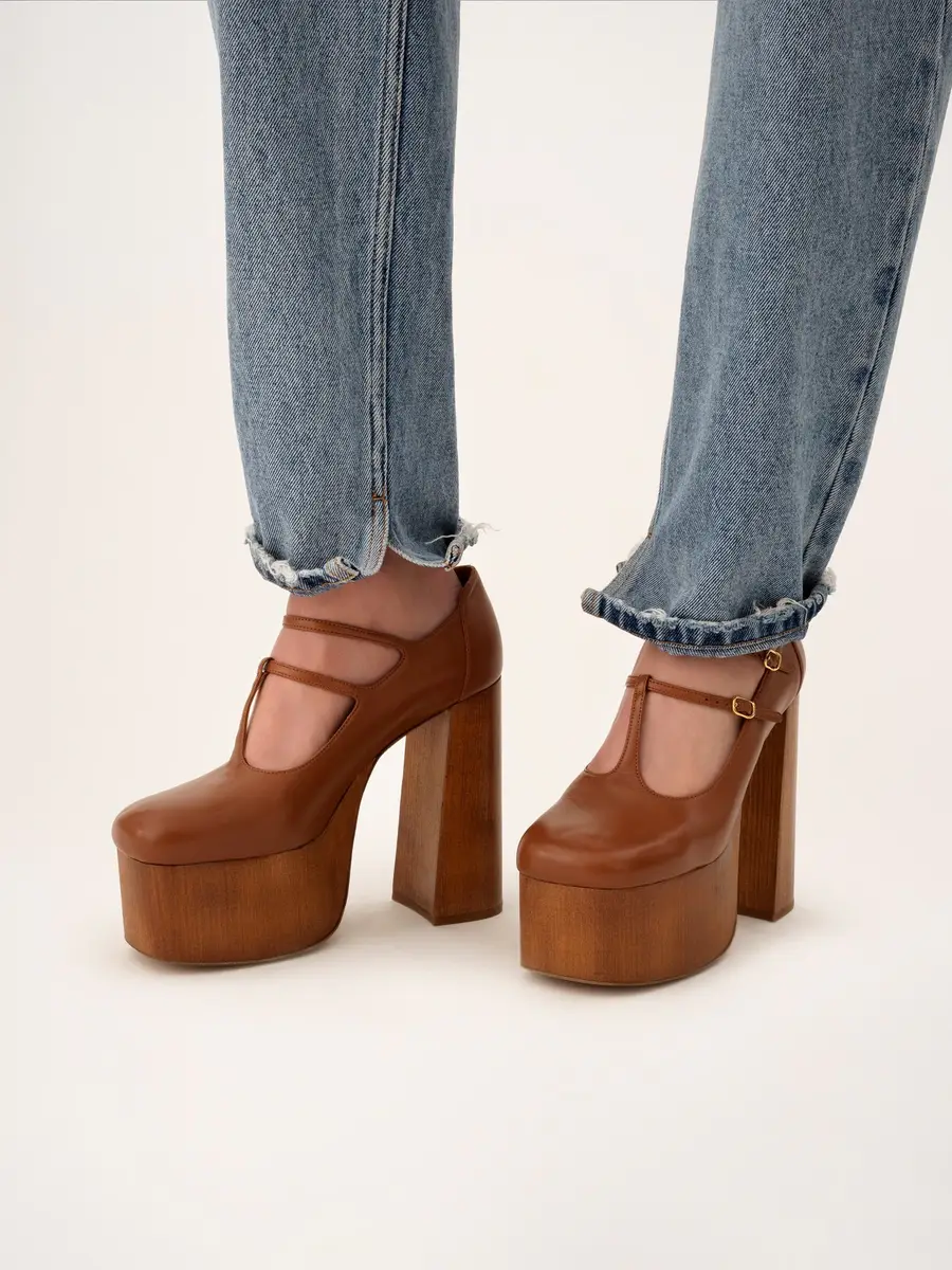 Chloé High-rise tapered jeans in denim | Thumbnail 7 Chloé High-rise tapered jeans in denim | Thumbnail 7