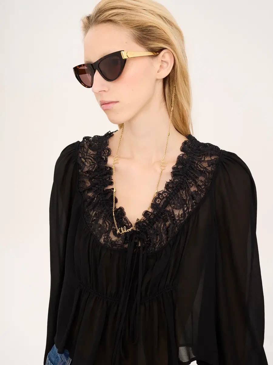 Chloé The Chloé Iconic eyewear chain | Thumbnail 3 Chloé The Chloé Iconic eyewear chain | Thumbnail 3