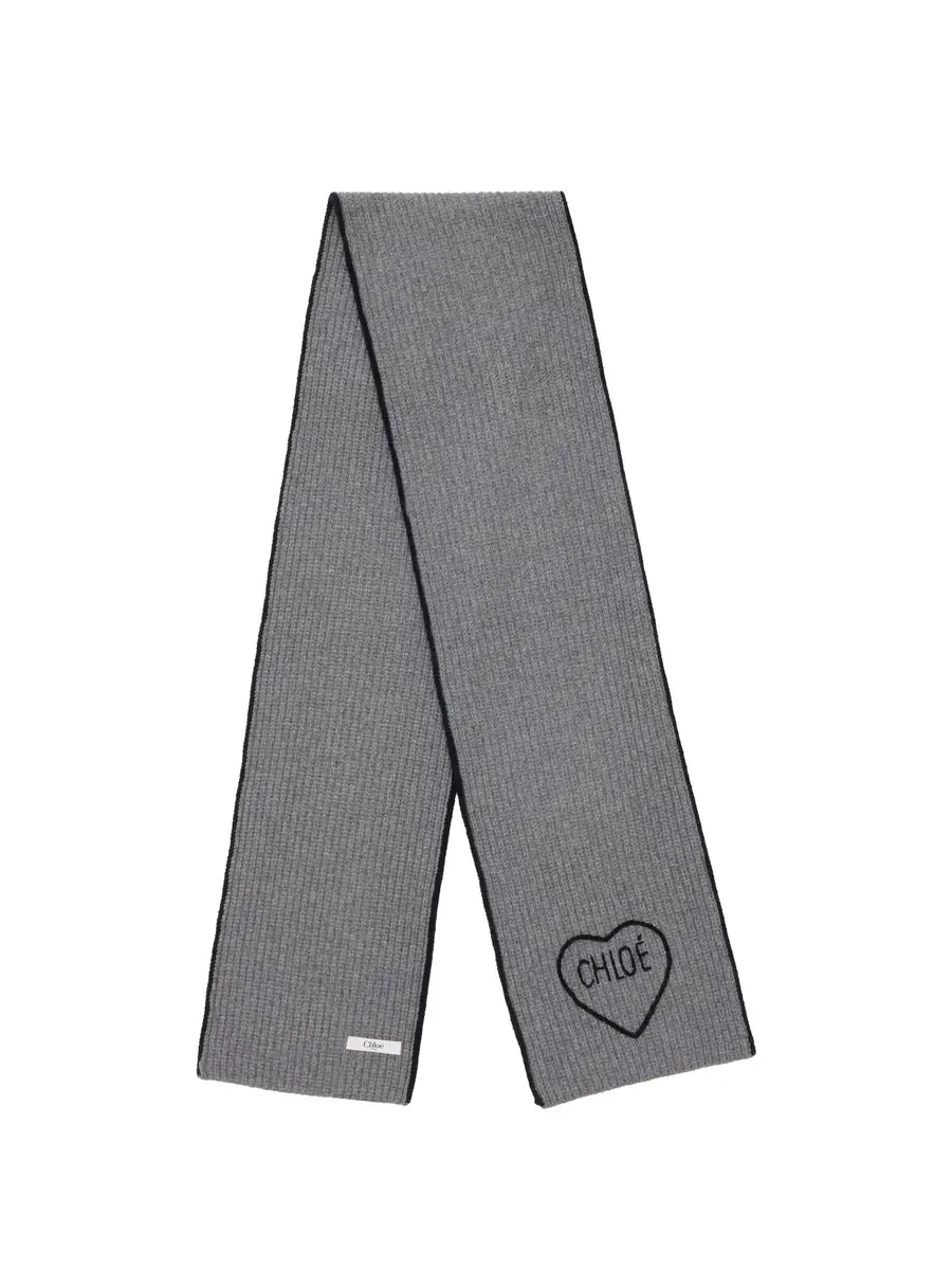 Chloé The Chloé Encoeur scarf in wool & cashmere | Thumbnail 2 Chloé The Chloé Encoeur scarf in wool & cashmere | Thumbnail 2