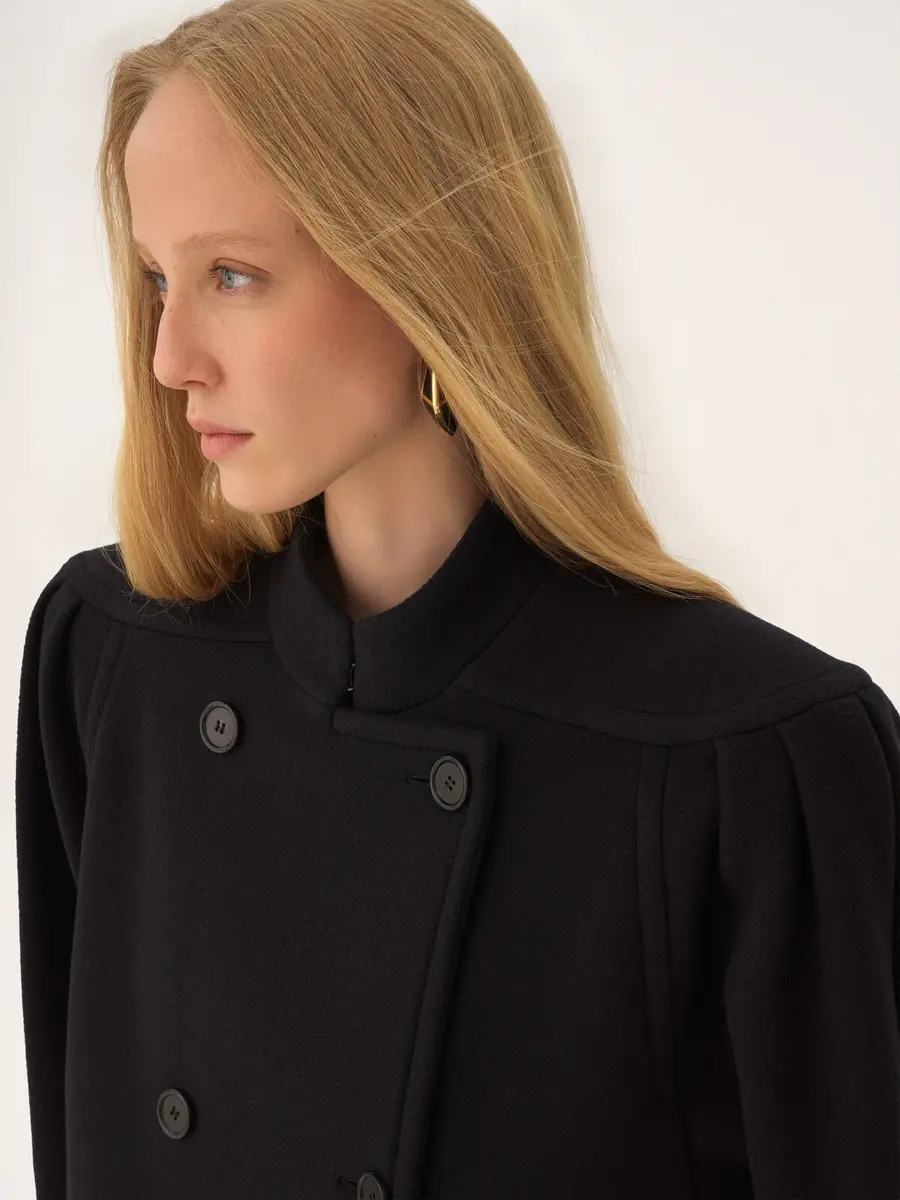 Chloé High-neck double-breasted coat in wool | Thumbnail 5