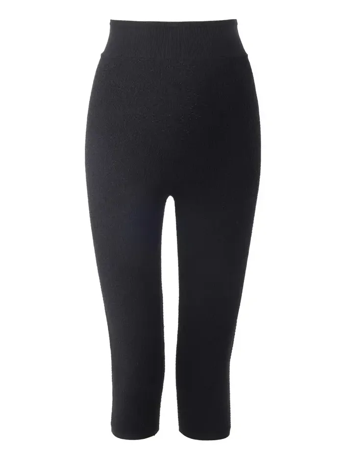 Capri leggings in a stretch knit Capri leggings in a stretch knit