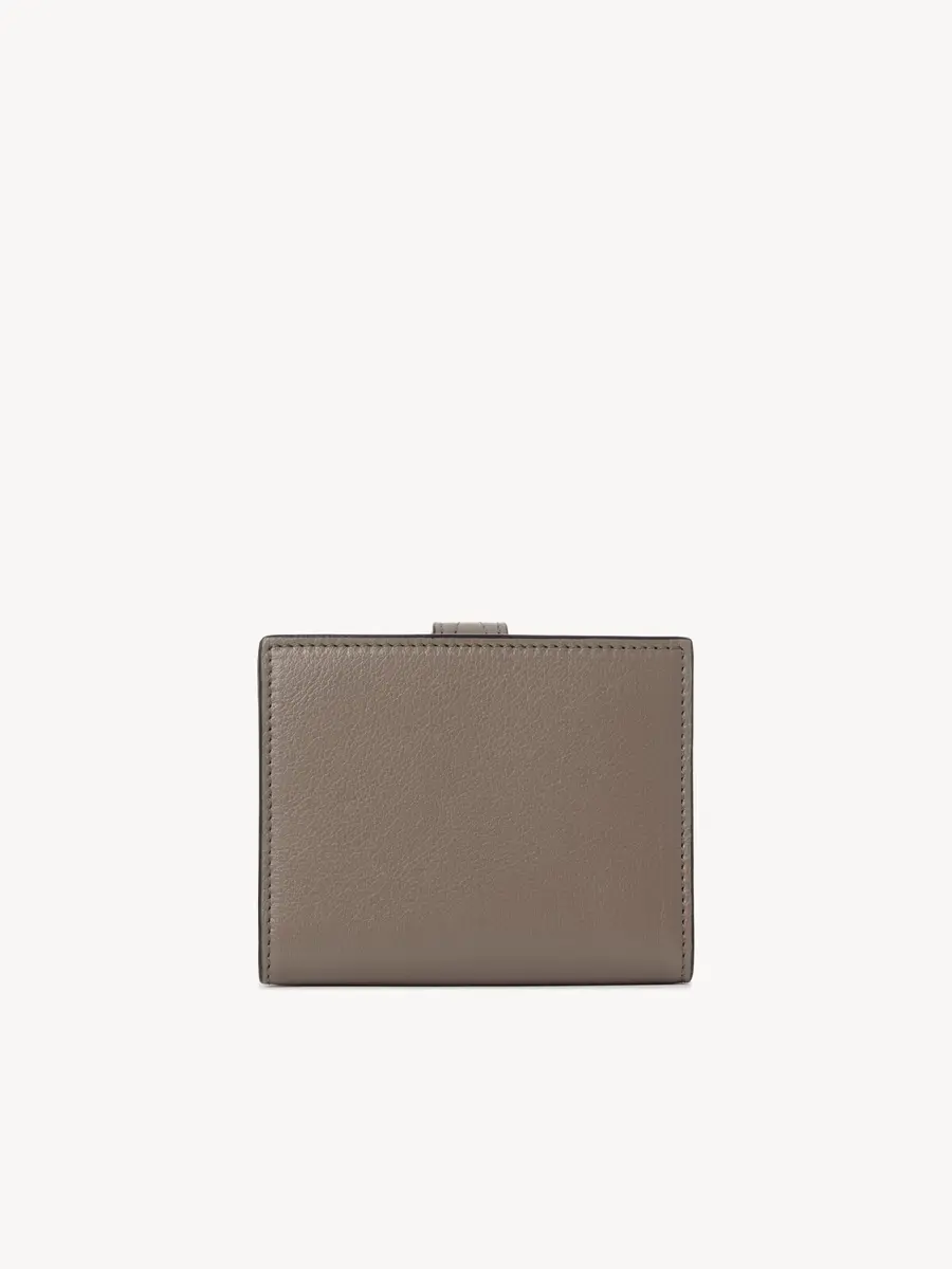 Chloé Paddington square wallet in grained leather | Thumbnail 4 Chloé Paddington square wallet in grained leather | Thumbnail 4