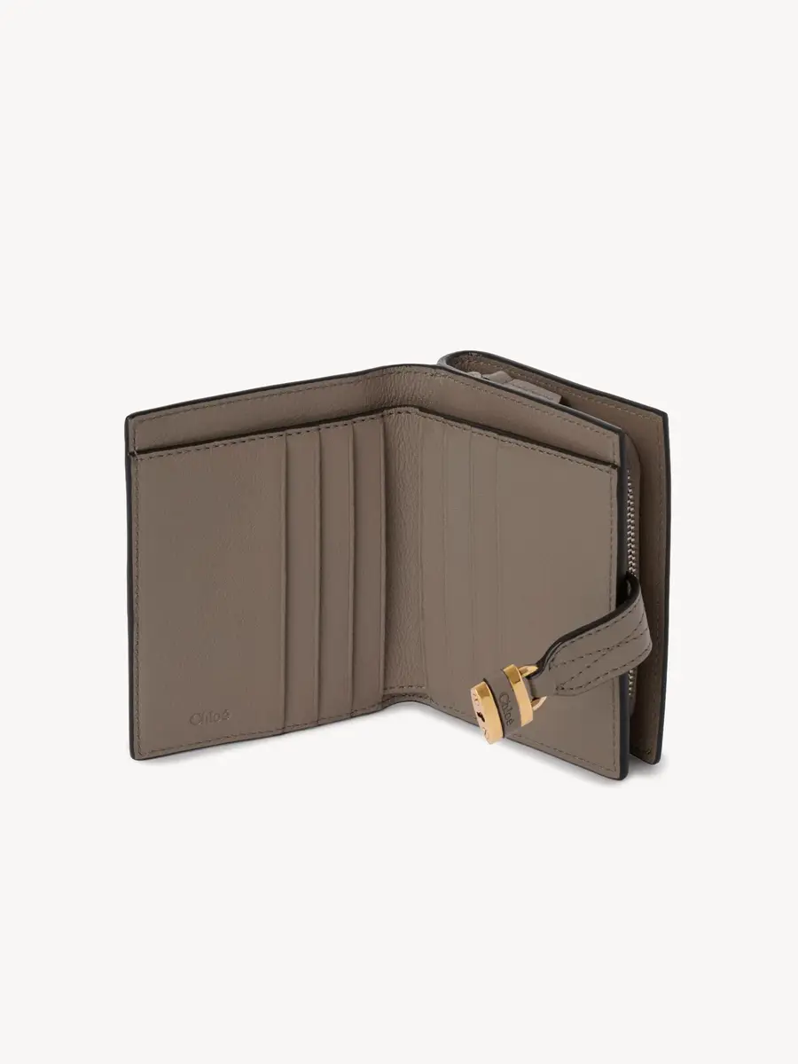 Chloé Paddington square wallet in grained leather | Thumbnail 5 Chloé Paddington square wallet in grained leather | Thumbnail 5