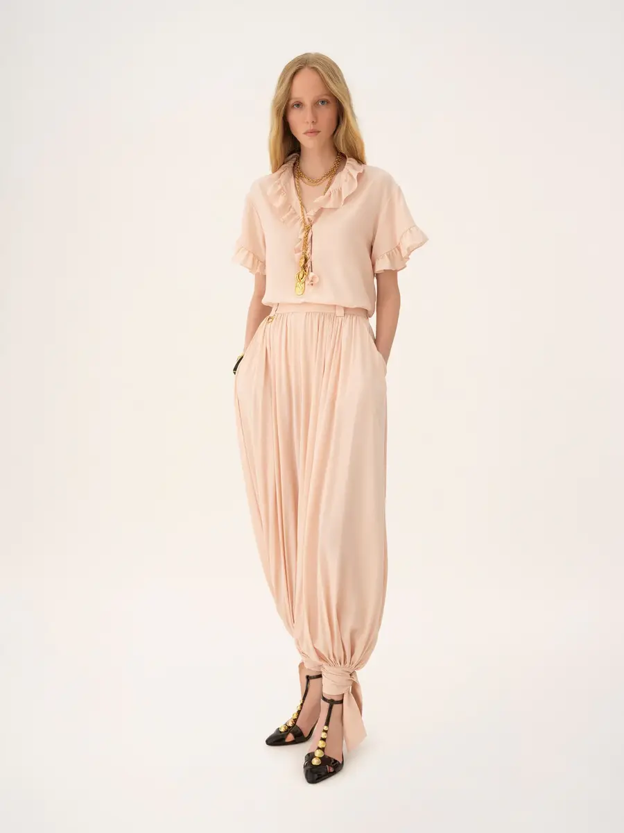 Chloé Fluid cropped pants in silk | Thumbnail 3 Chloé Fluid cropped pants in silk | Thumbnail 3