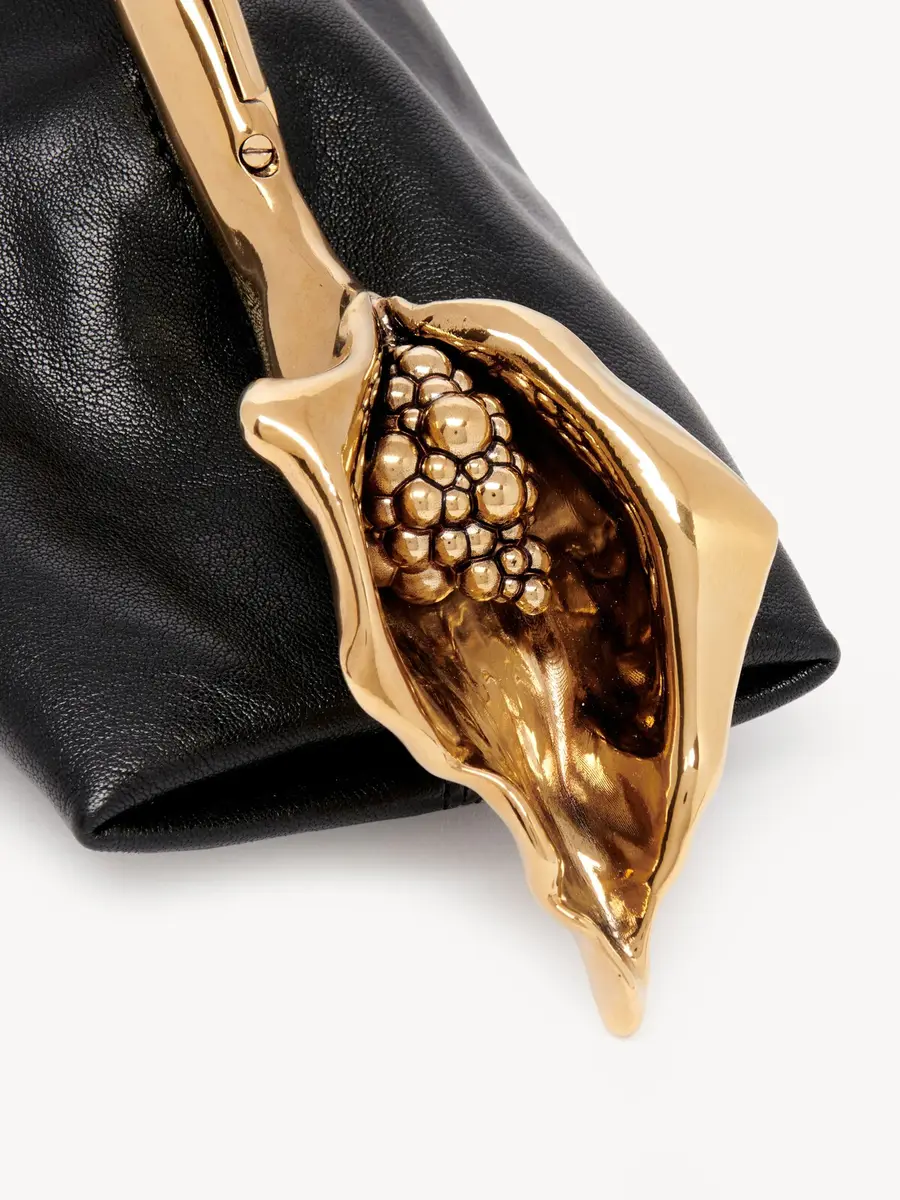 Chloé Small Eden Treasures clutch in leather | Thumbnail 7