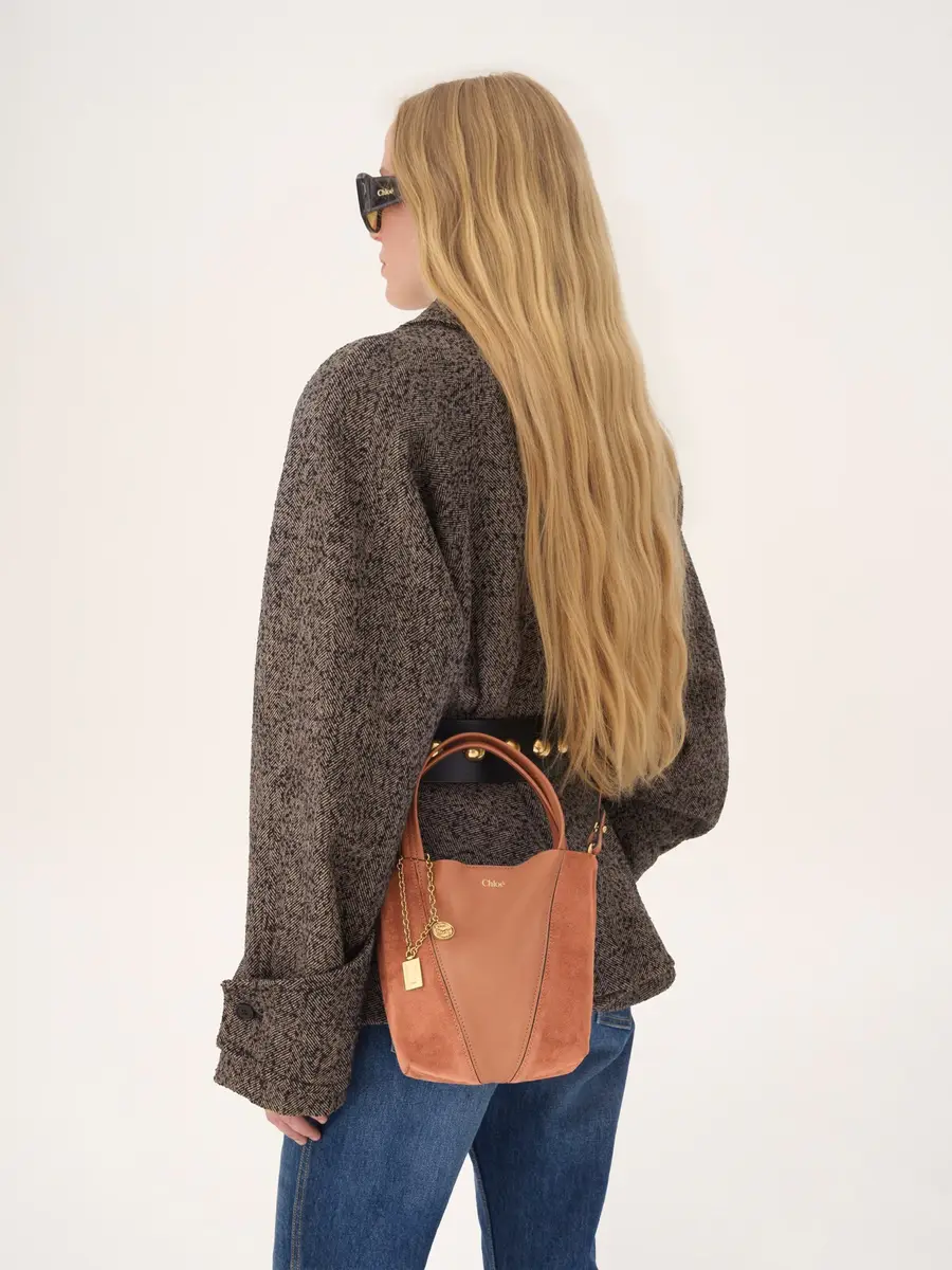 Chloé Small Chloé Spin tote bag in grained & suede leather | Thumbnail 9 Chloé Small Chloé Spin tote bag in grained & suede leather | Thumbnail 9