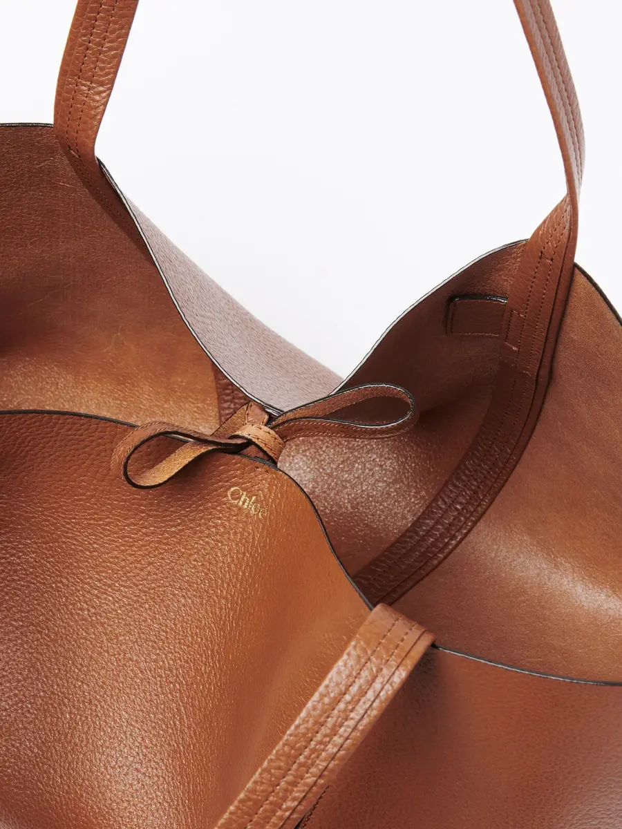 Chloé Chloé Spin east-west tote bag in grained leather | Thumbnail 6 Chloé Chloé Spin east-west tote bag in grained leather | Thumbnail 6