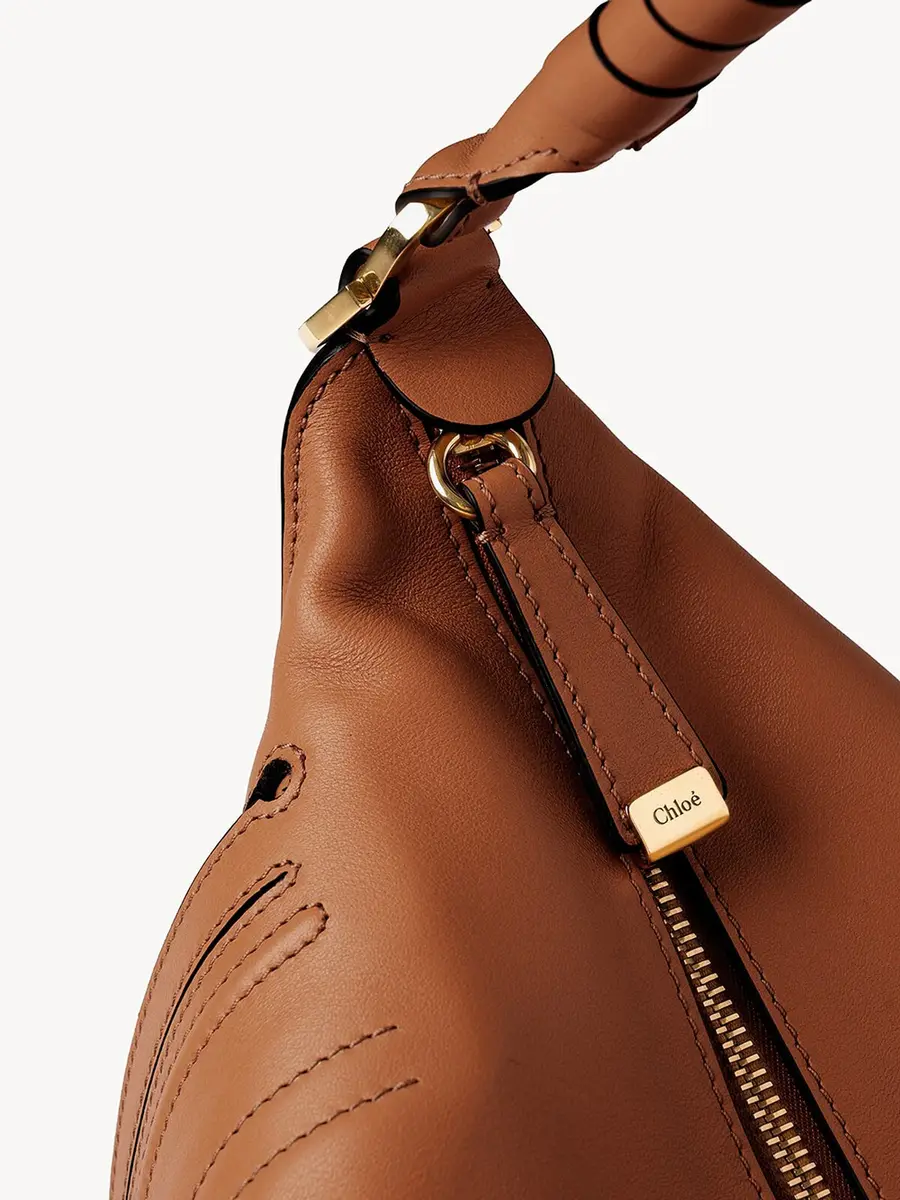 Chloé Small Marcie shoulder bag in soft leather | Thumbnail 8