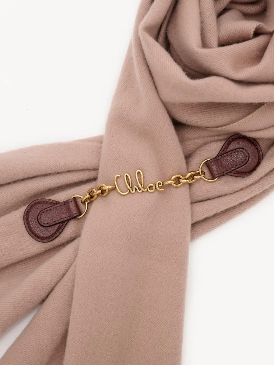 Chloé The Chloé Iconic scarf in wool | Thumbnail 5 Chloé The Chloé Iconic scarf in wool | Thumbnail 5