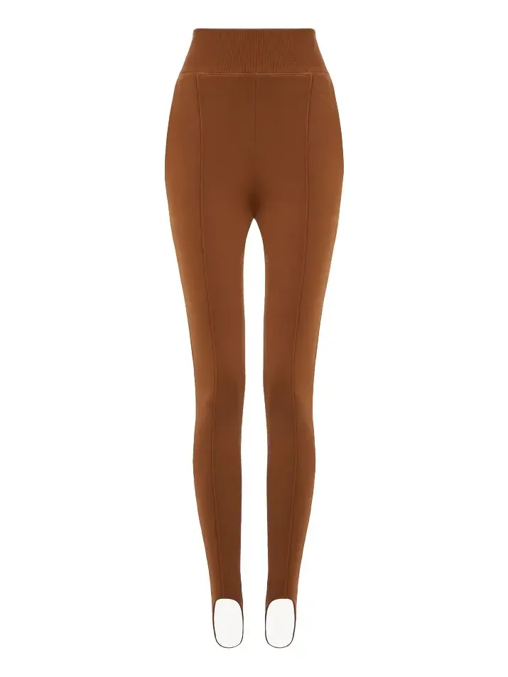 Stirrup pants in a jacquard knit